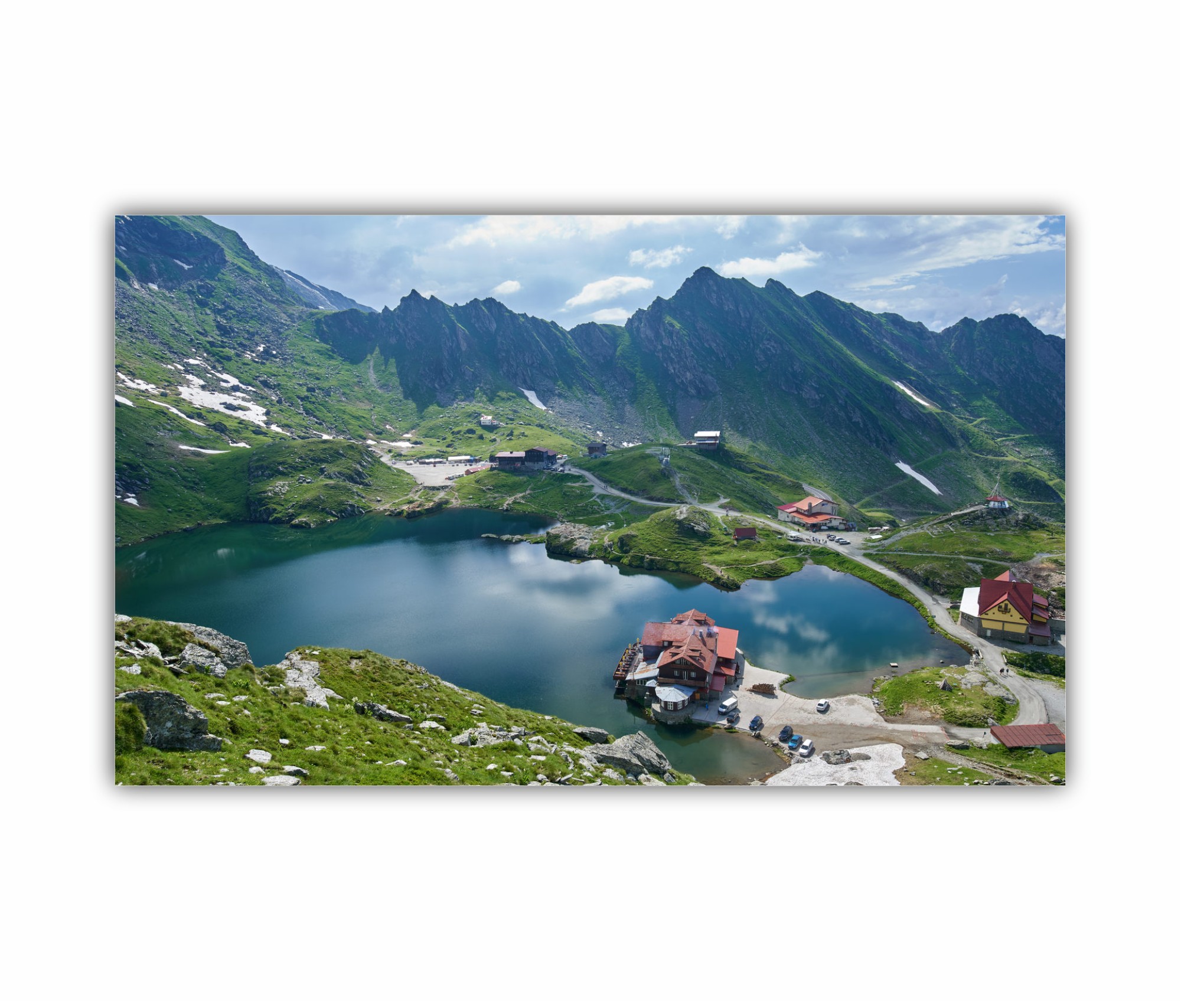 NATURE - vedere de sus cu lacul Balea